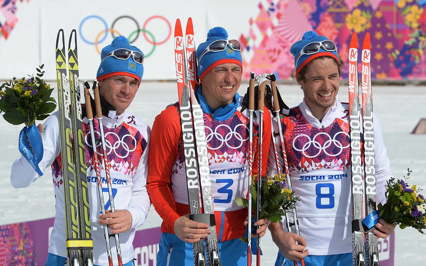 Обладатель золотой медали в дисциплине лыжные гонки Александр Легков на олимпиаде в Сочи