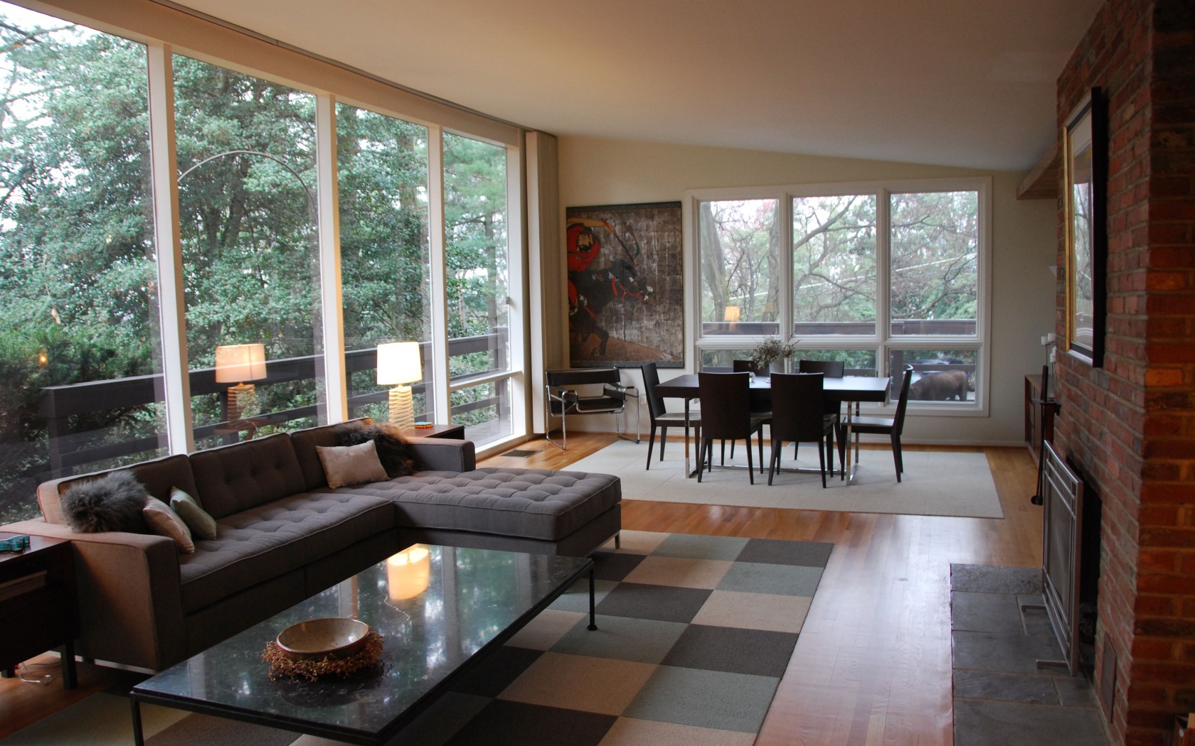 Веранда с камином