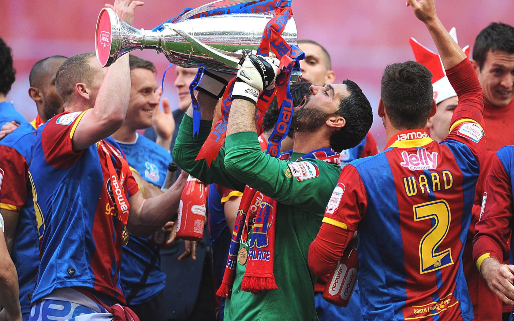 Возлюбленный Футбольный клуб Кристал Пэлас