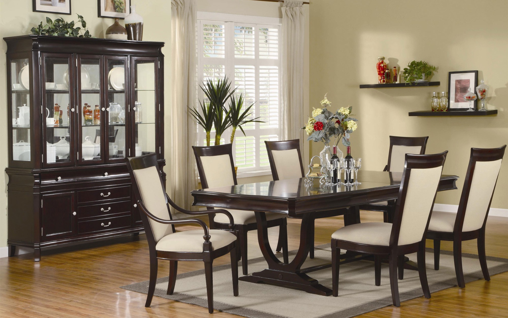 Элегантный дизайн столовой