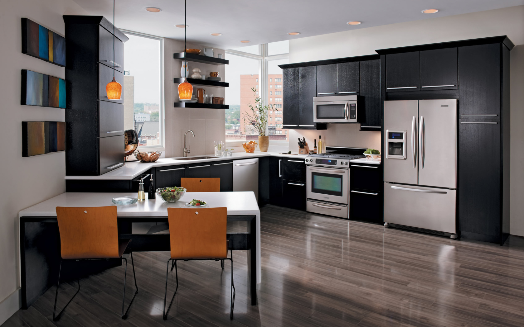 Кухонная мебель черного цвета