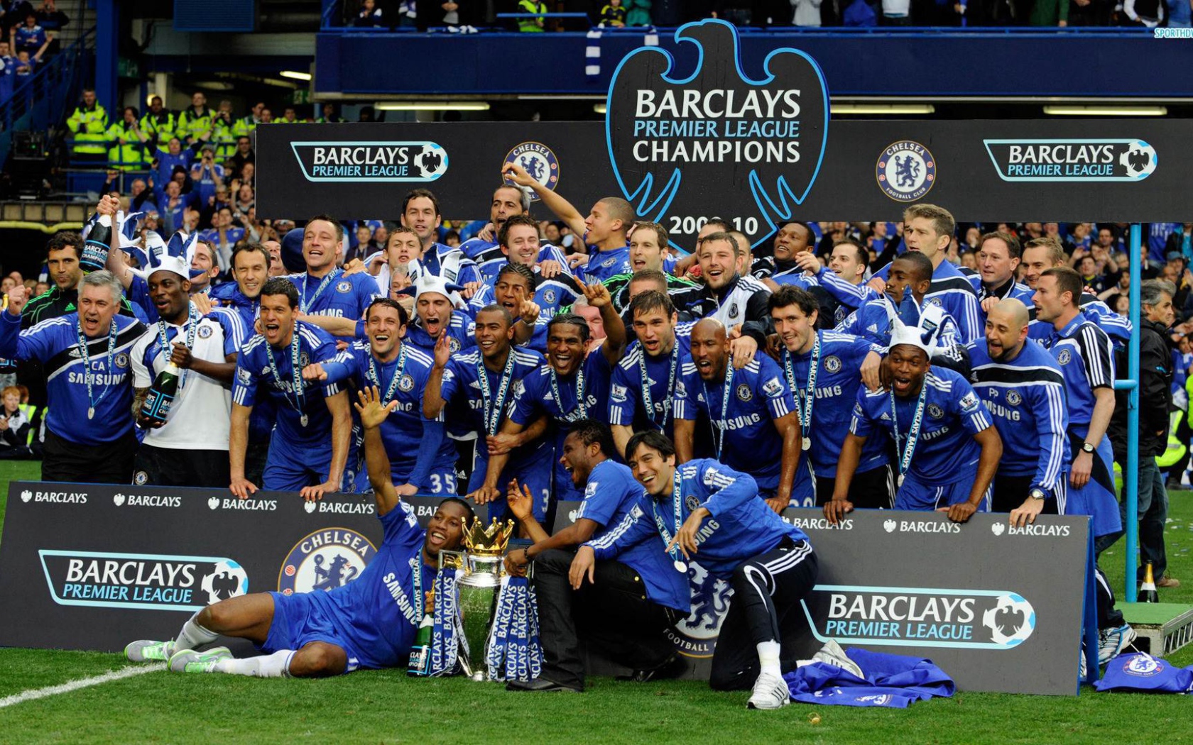 Популярный клуб Лондона Челси