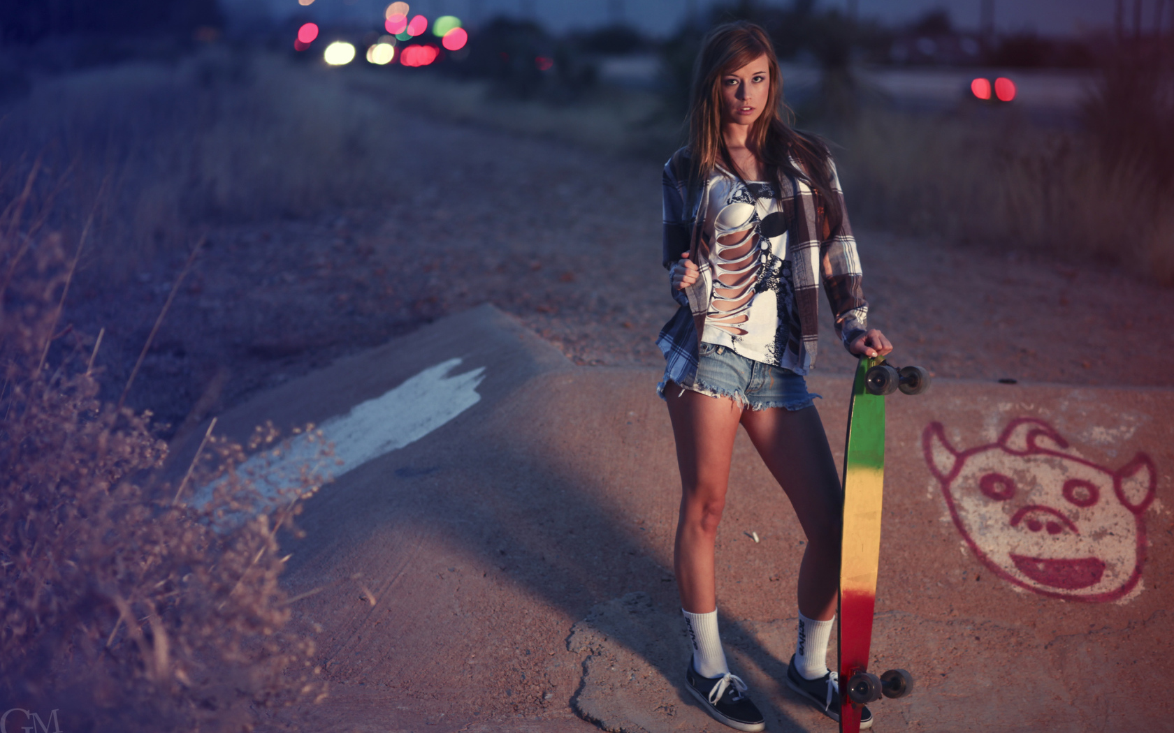Скейтер девушка