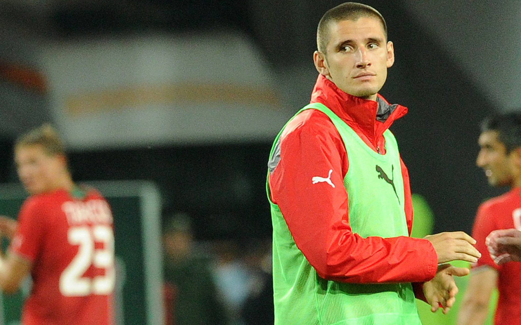 Тарас Бурлак защитник Локомотива на поле