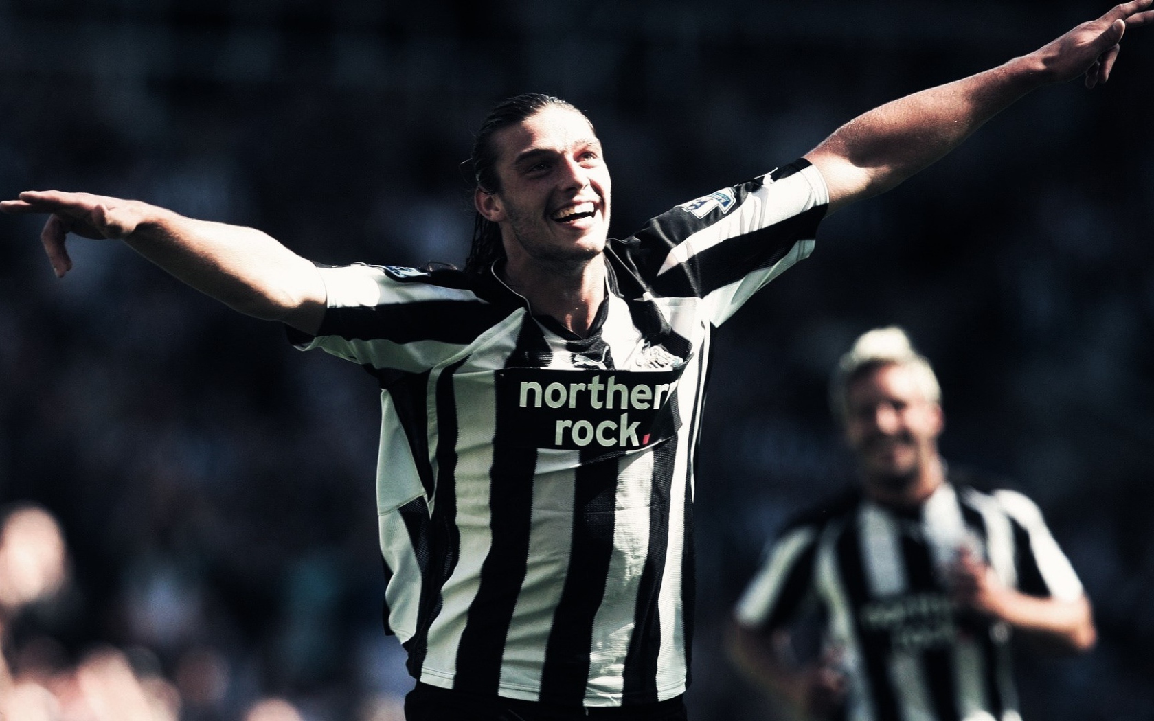 Популярный футбольный клуб Англии Ньюкасл Юнайтед