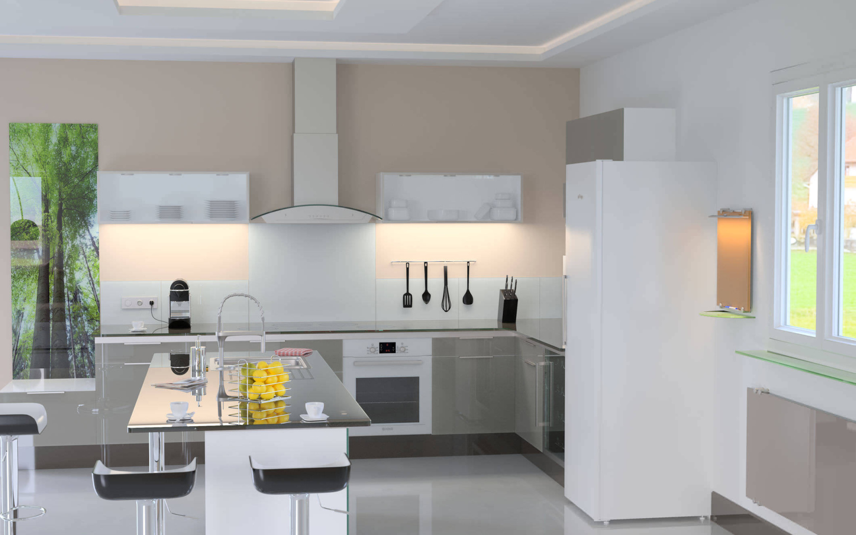 Белый холодильник в кухне