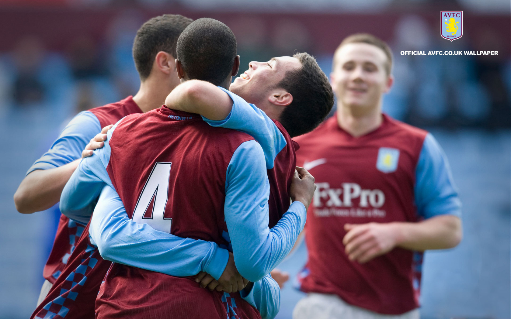 Известный клуб Астон Вилла