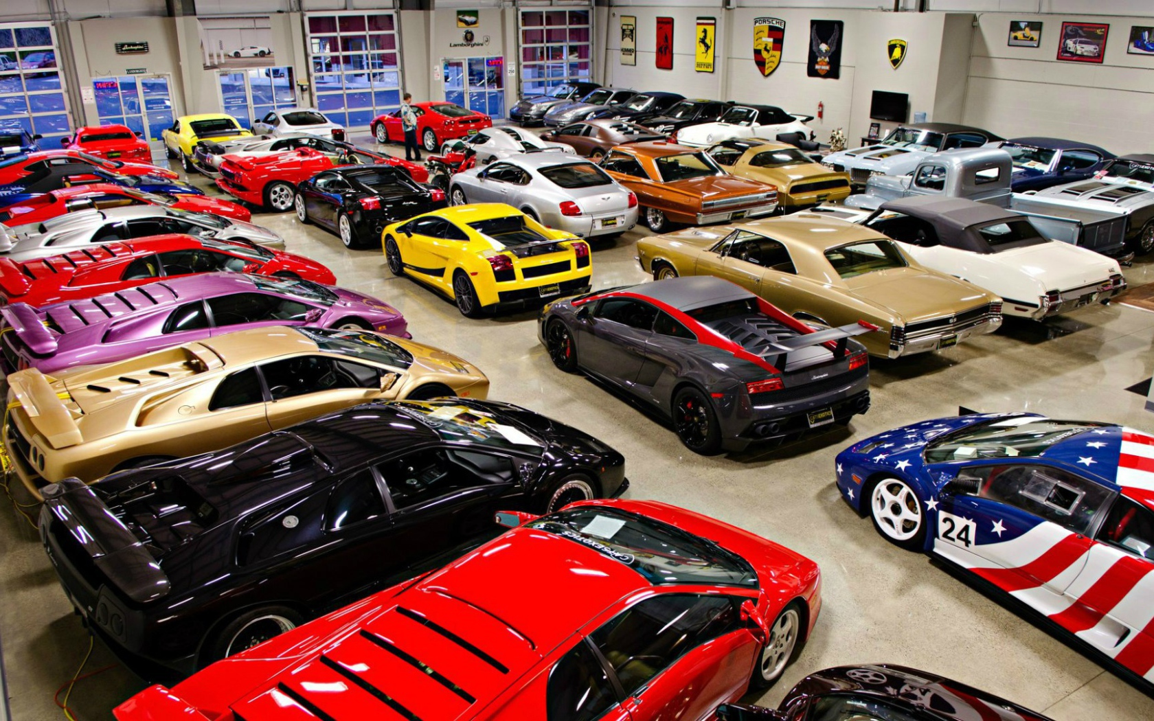 Гараж для дорогих автомобилей