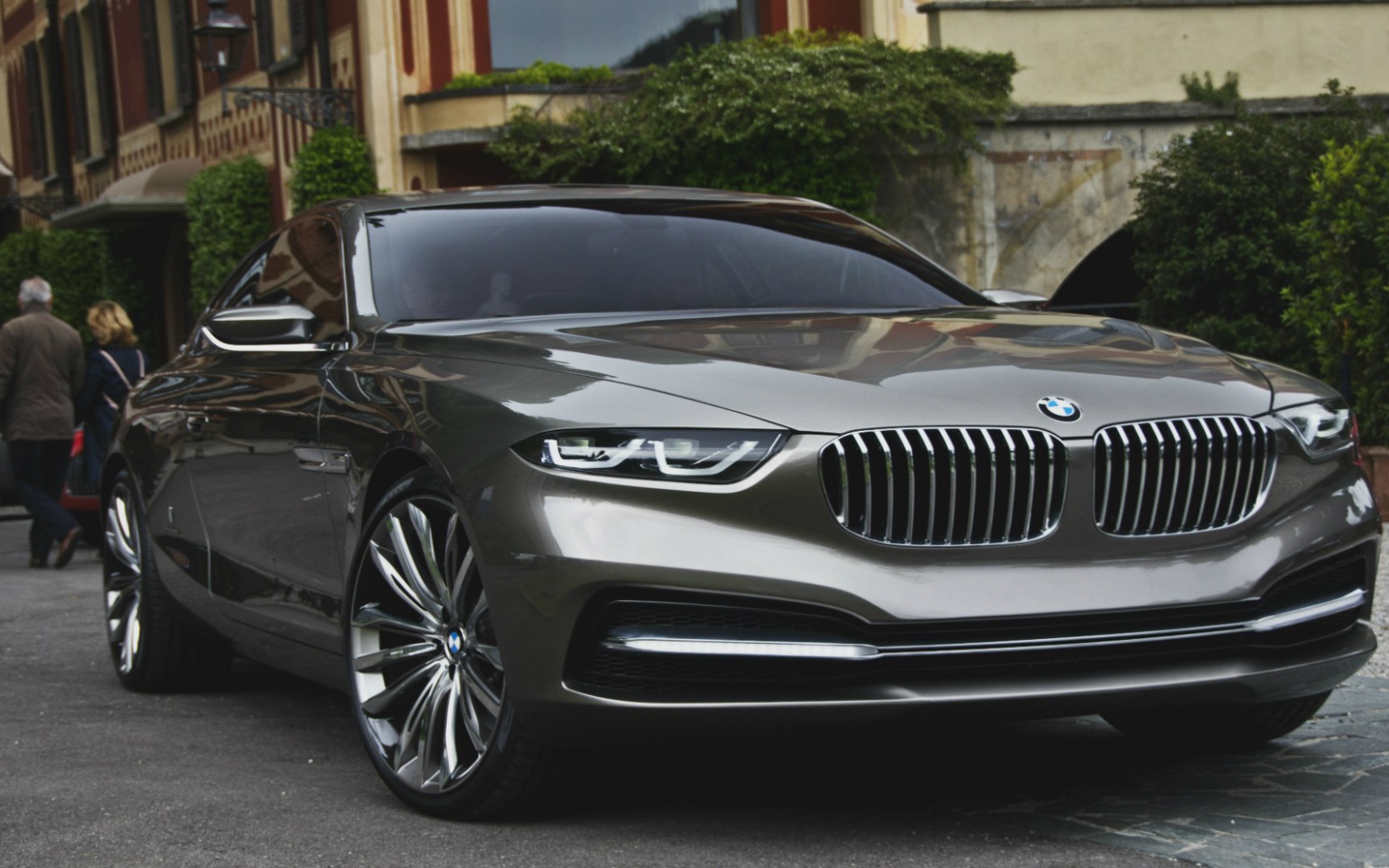 Красивый BMW Pininfarina Gran Lusso Coupe