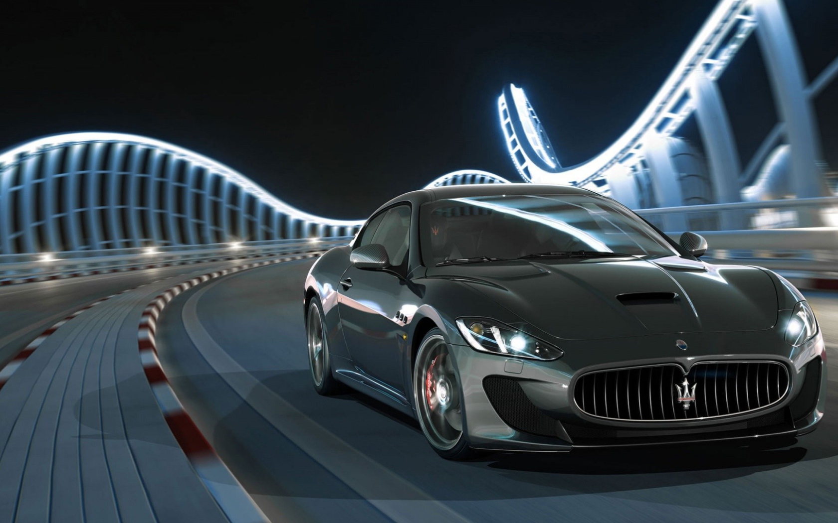 Серый Maserati на мосту