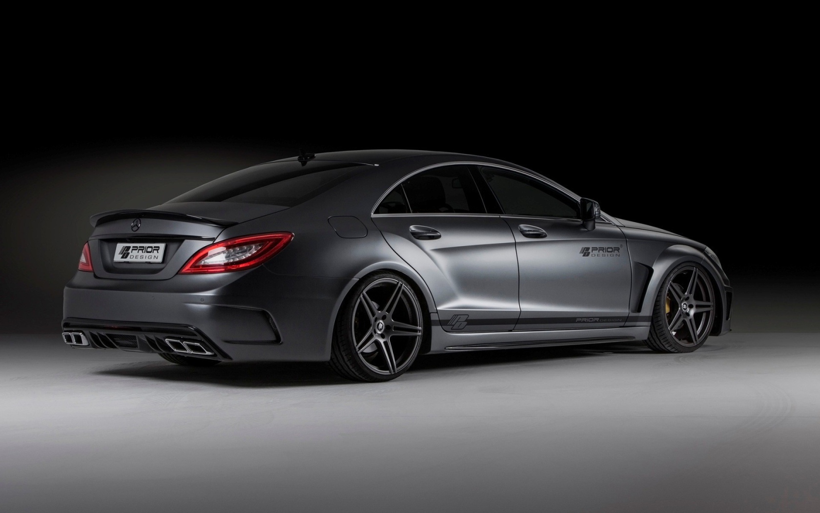 Профиль автомобиля Mercedes-Benz CLS PD550 Black Edition