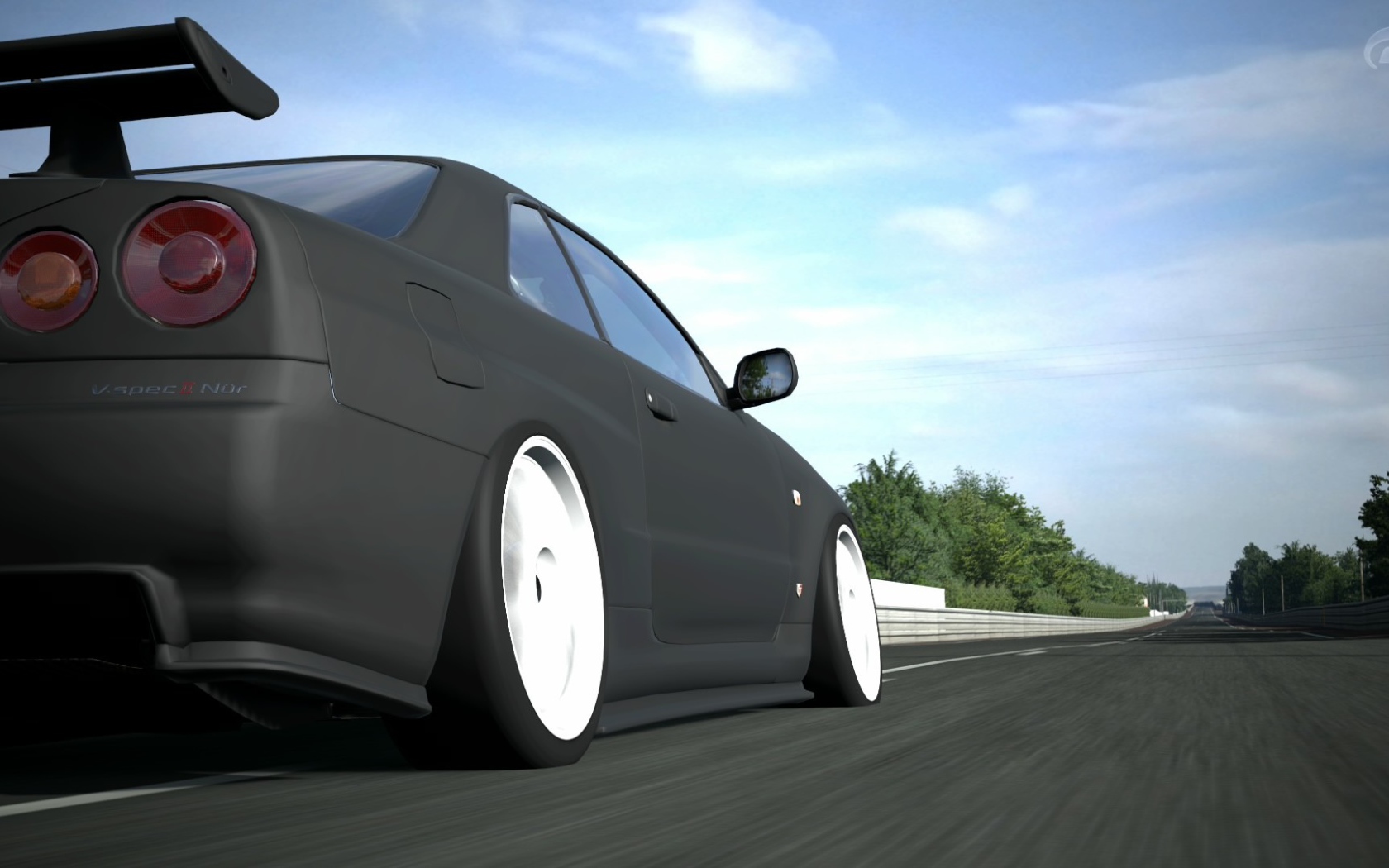 Черный тюнингованный Ниссан