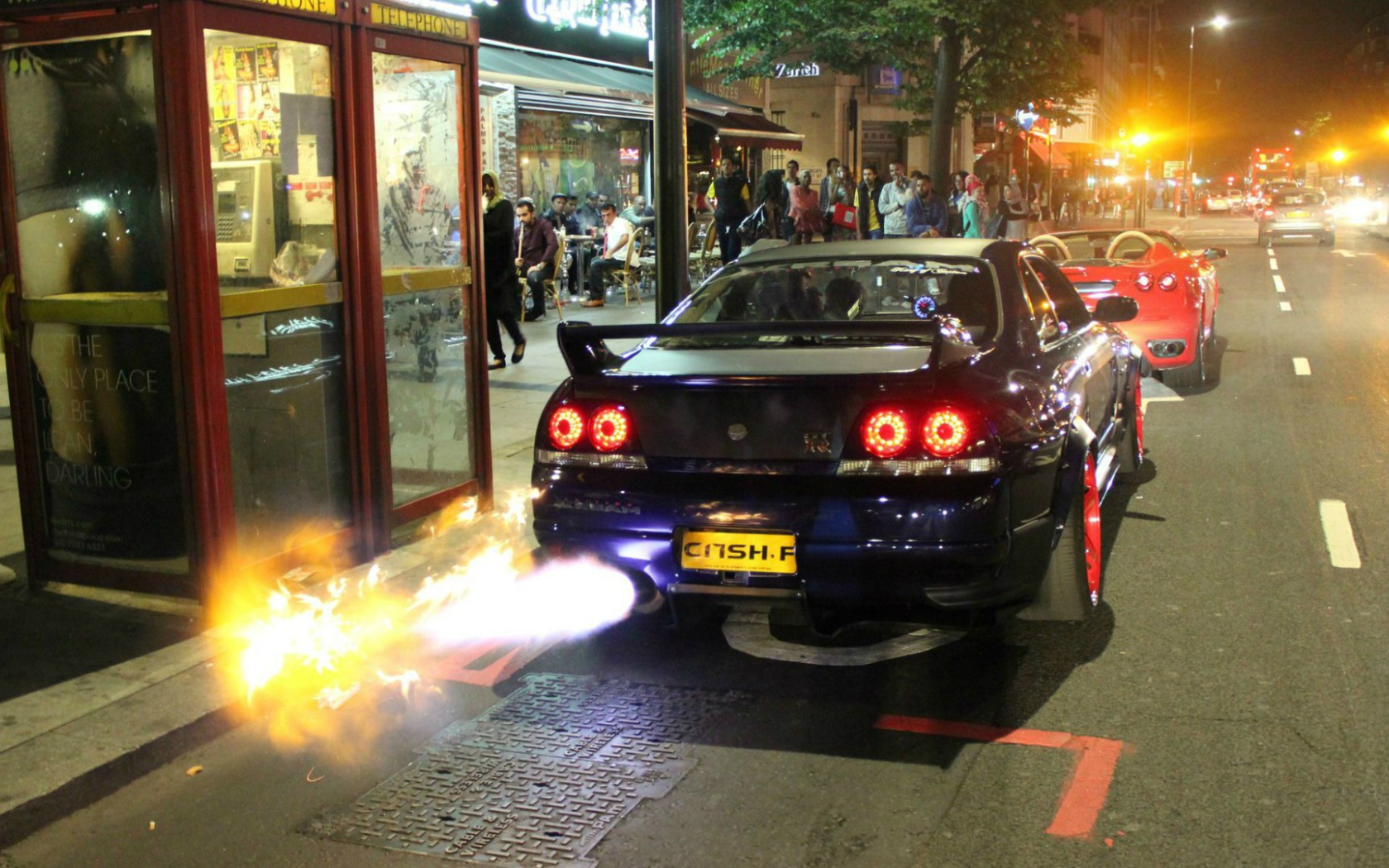 Огненный выхлоп Nissan Skyline GT-R