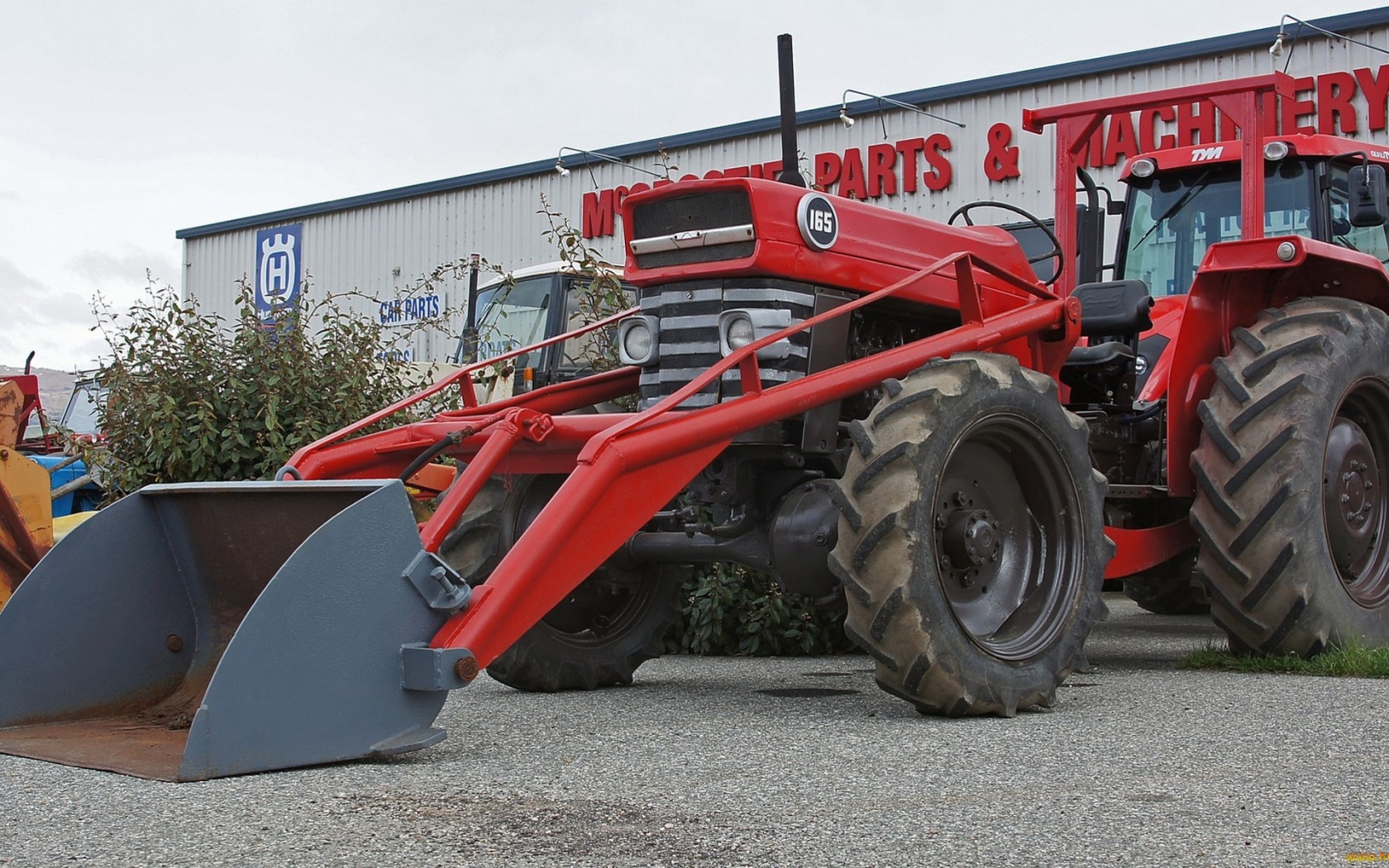 Трактор для земляных работ