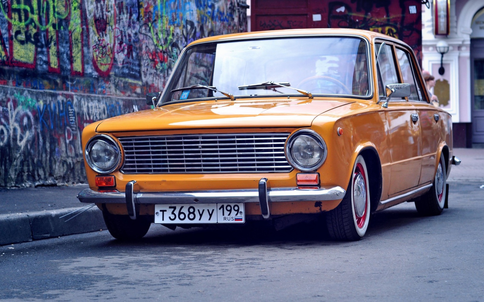 Оранжевый ВАЗ Копейка