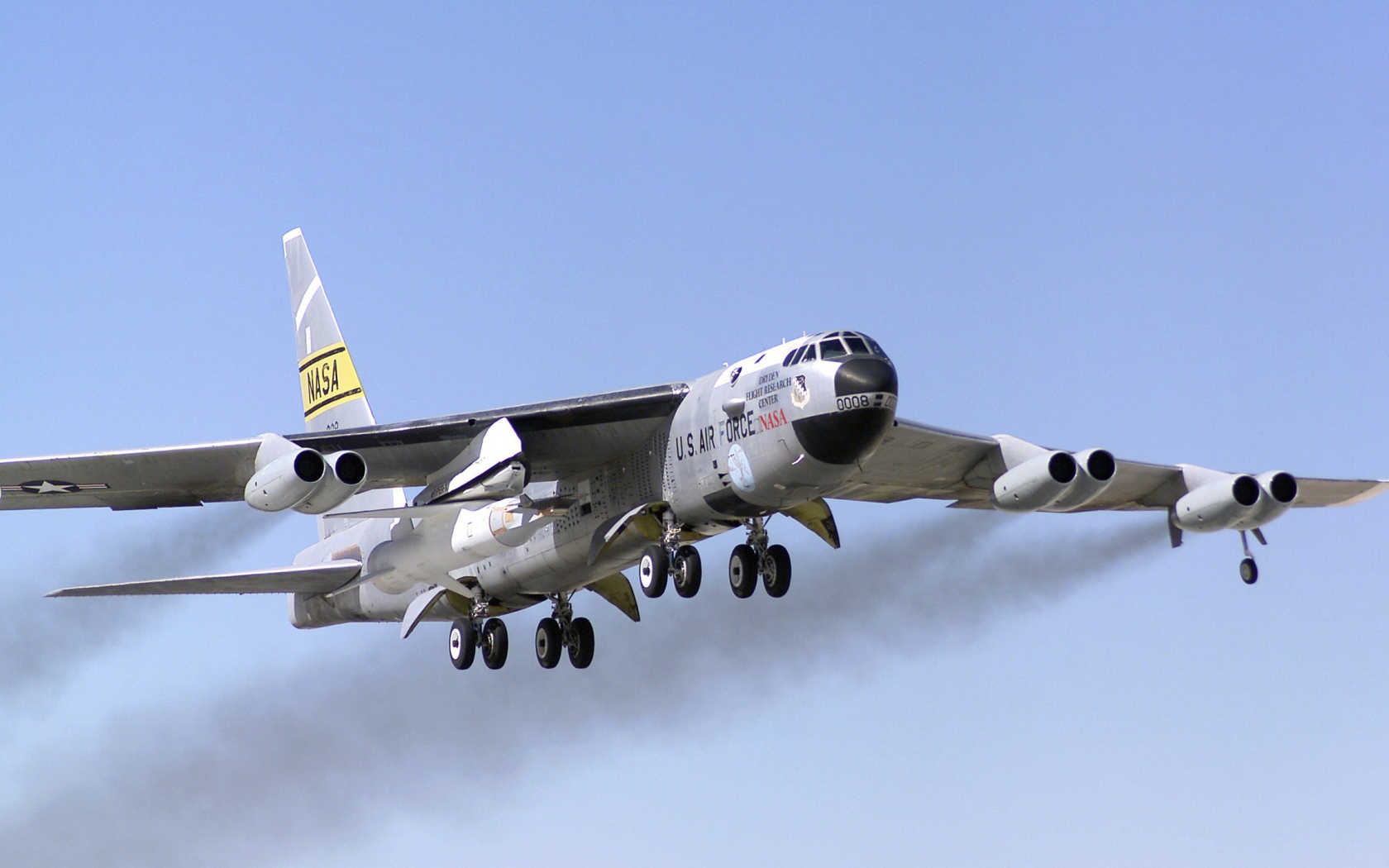 Высотный самолет Boeing B-52 Stratofortress
