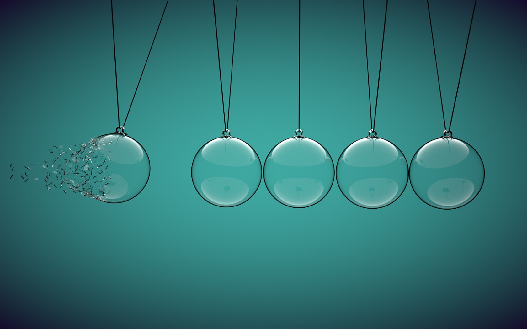 Разбился стеклянный шар на веревке