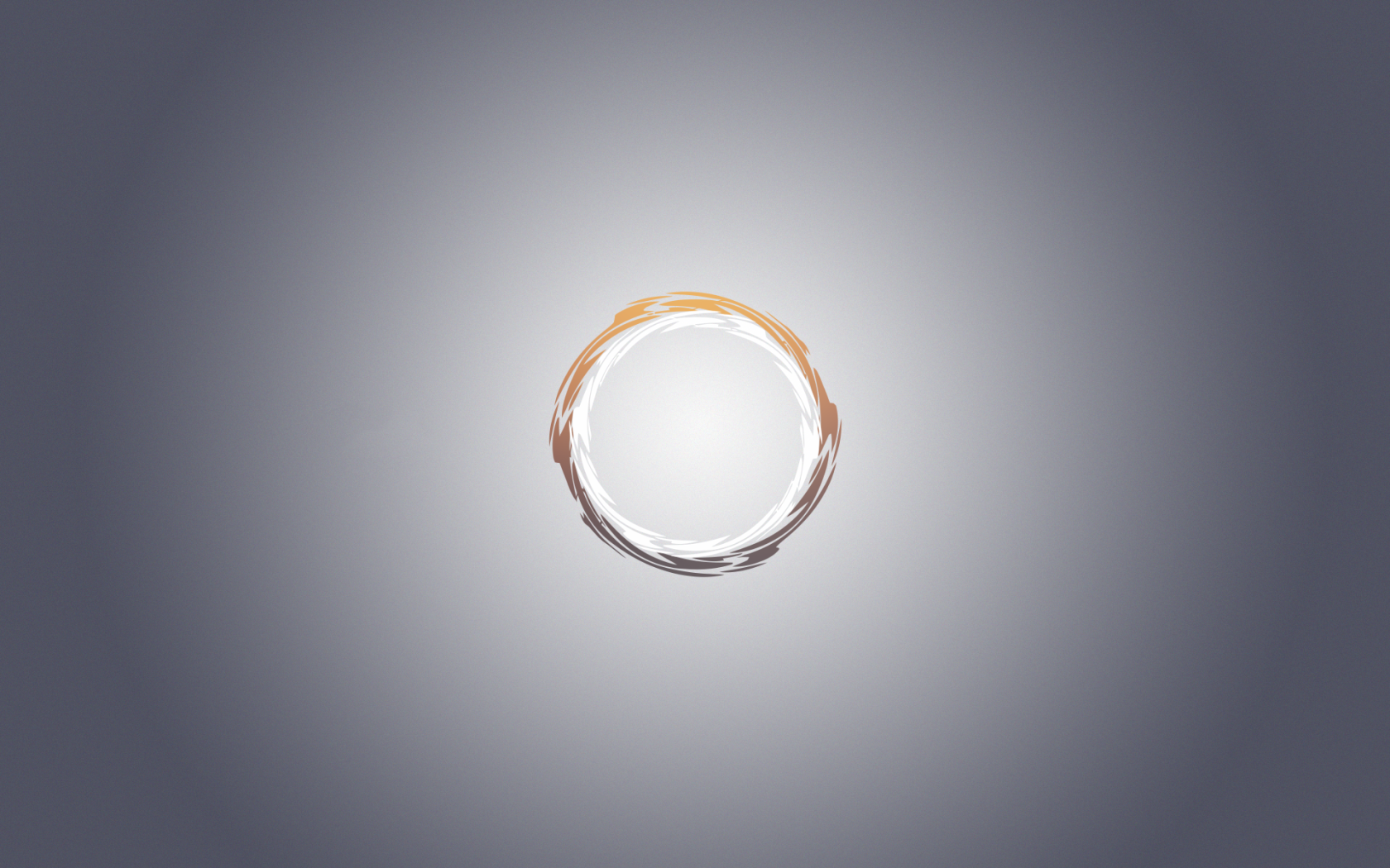 Кольцо на сером фоне