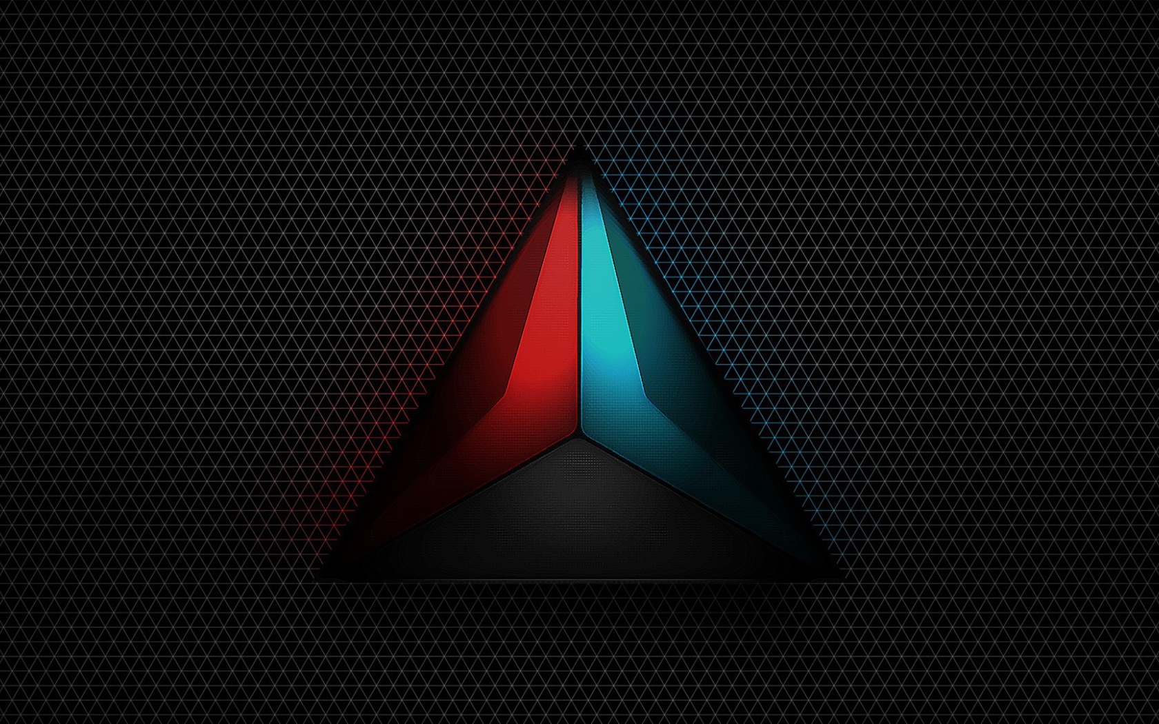 Треугольный логотип на черном фоне