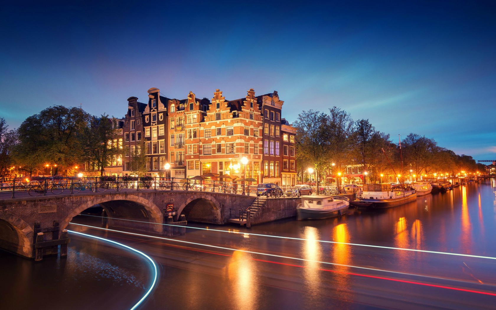 Канал в Амстердаме, Нидерланды