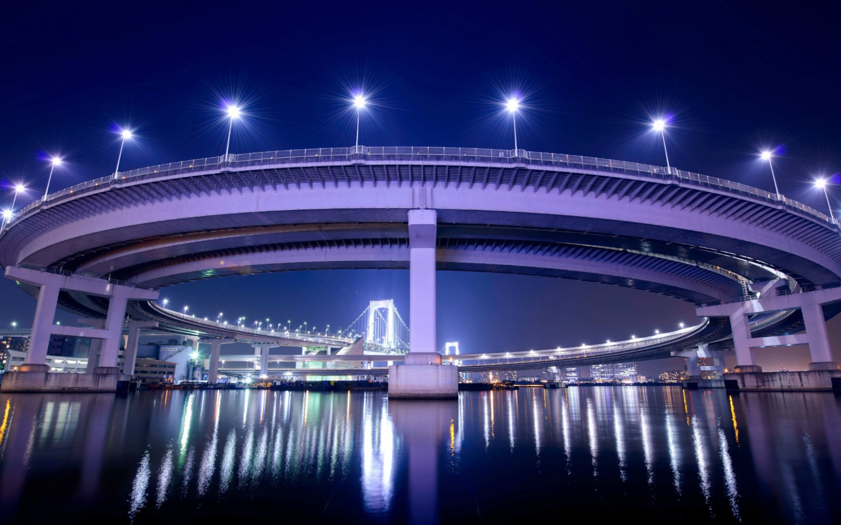 Радужный мост в Токио