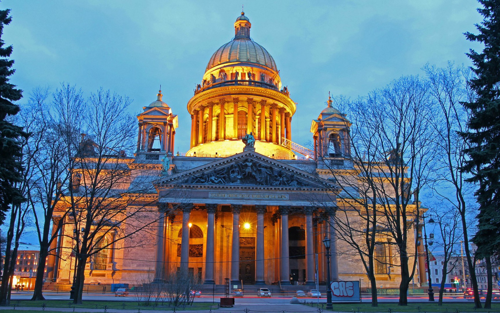 Исаакиевский собор в Санкт-Петербурге