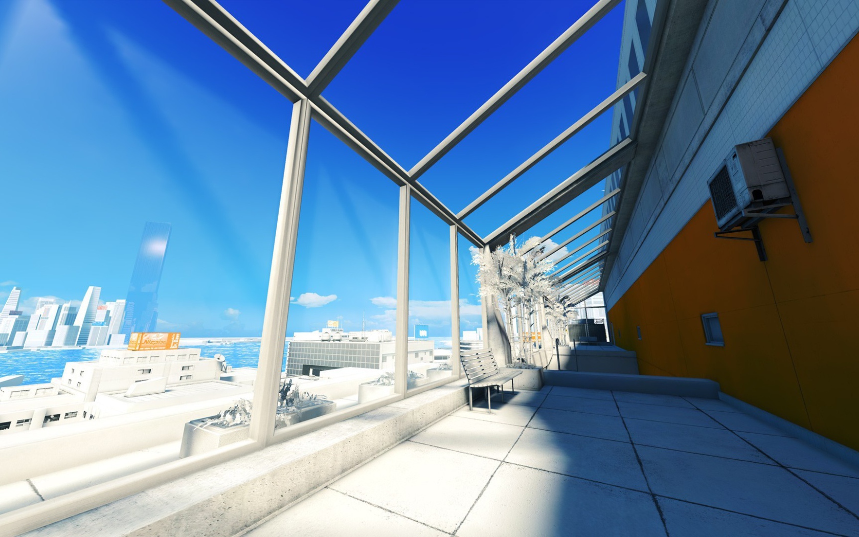 Солнечная терраса в большом городе