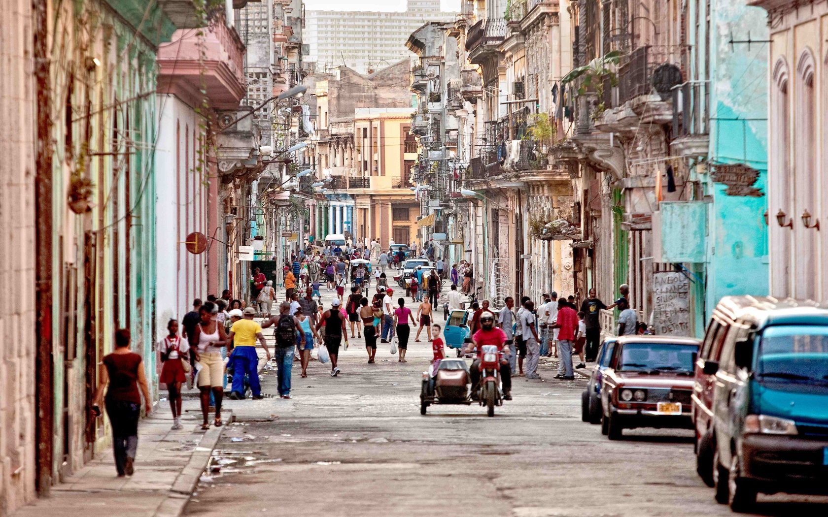 Движение на улице в Гаване