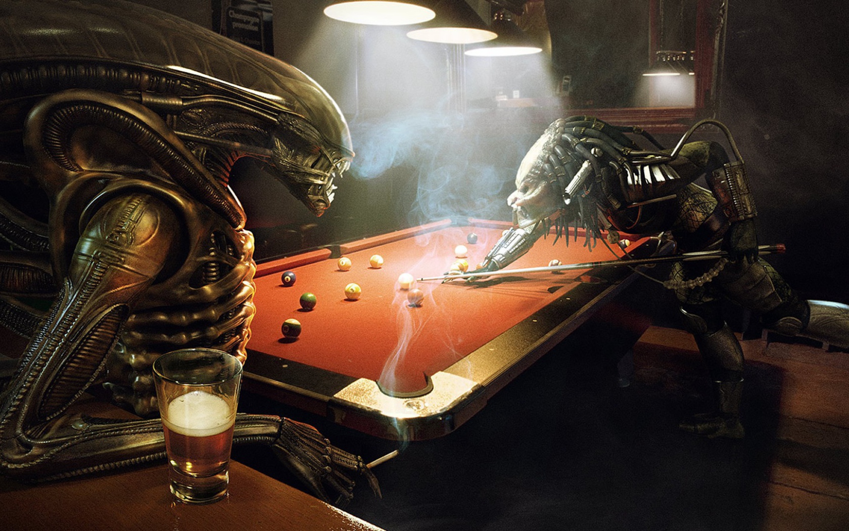 Пришельцы пьют пиво в баре