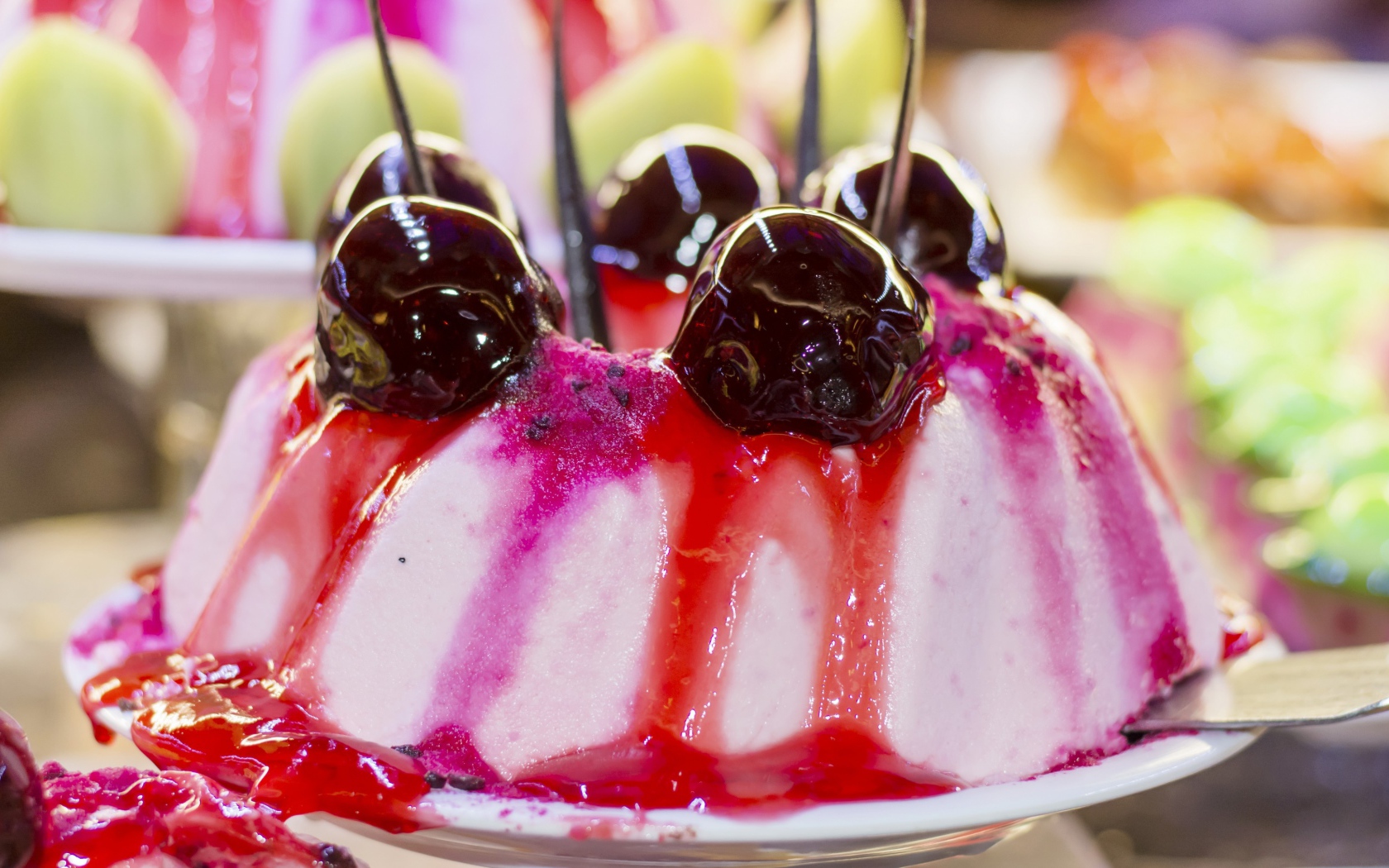 Творожное желе с вишнями