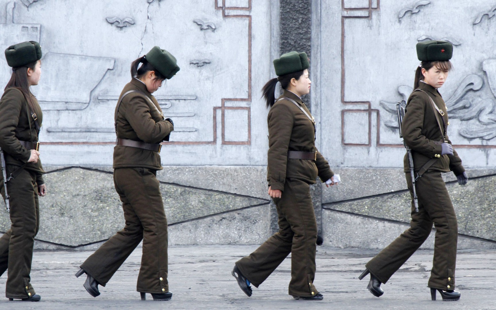 Девушки Северной Кореи
