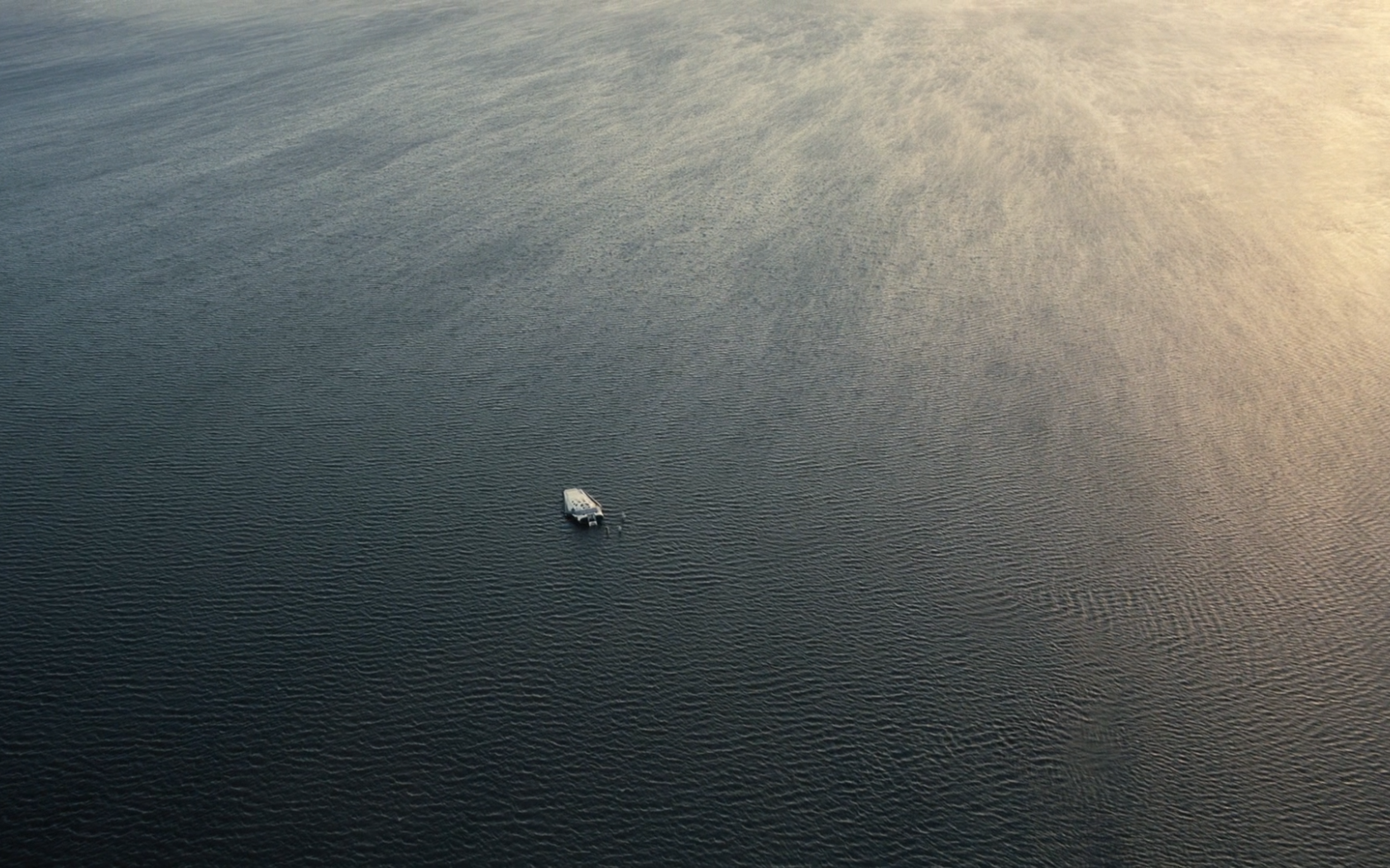 Корабль среди воды, фильм Интерстеллар