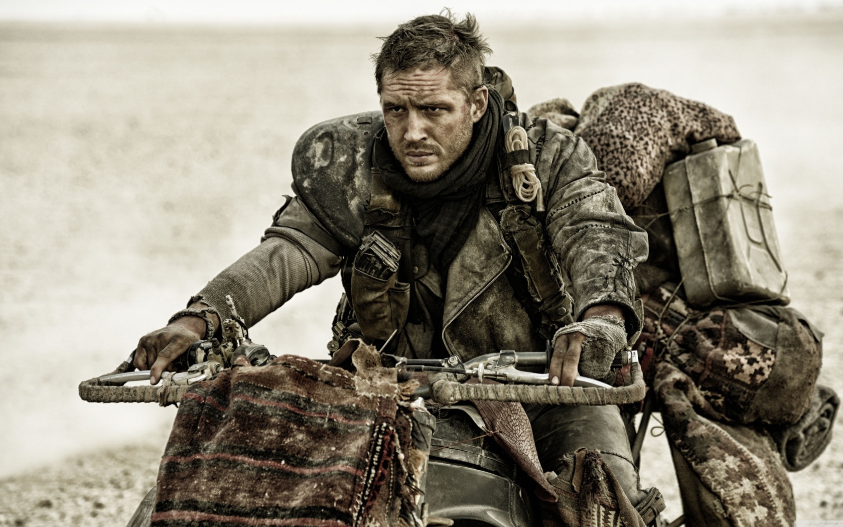 Герой фильма Безумный Макс 4 Дорога ярости