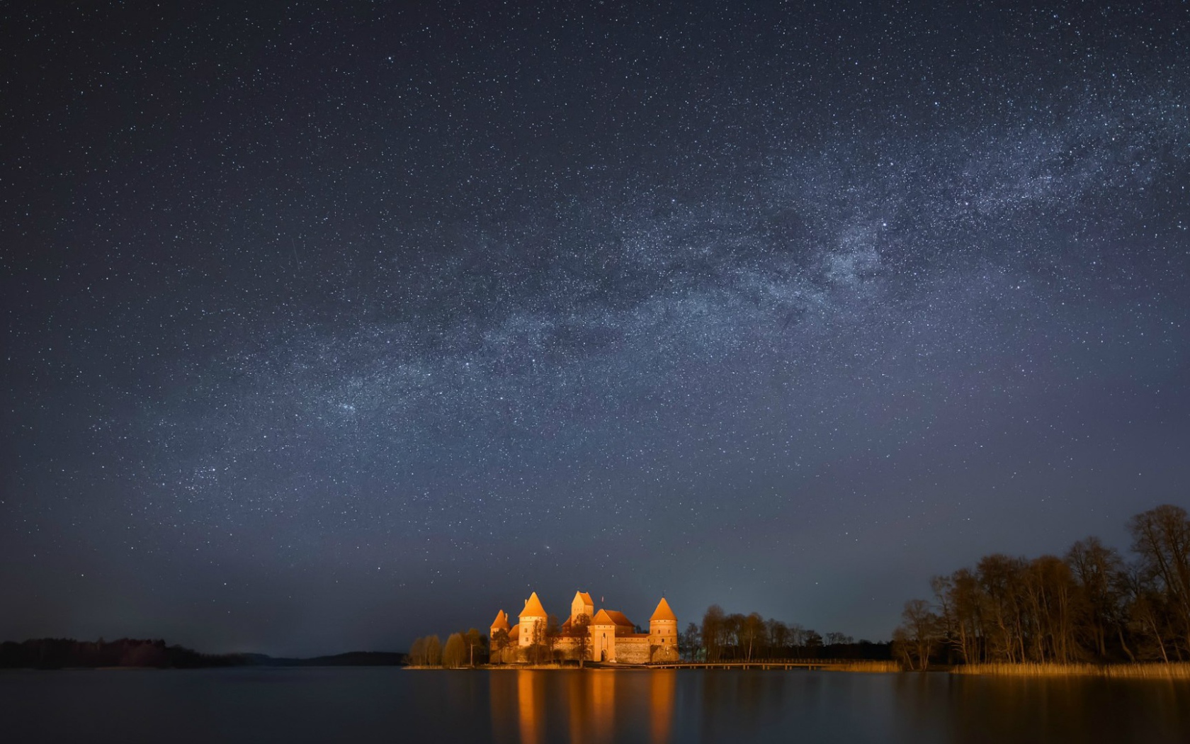 Замок под млечным путем