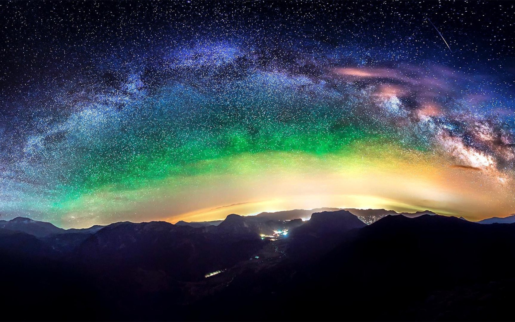 Звездная ночь в горах