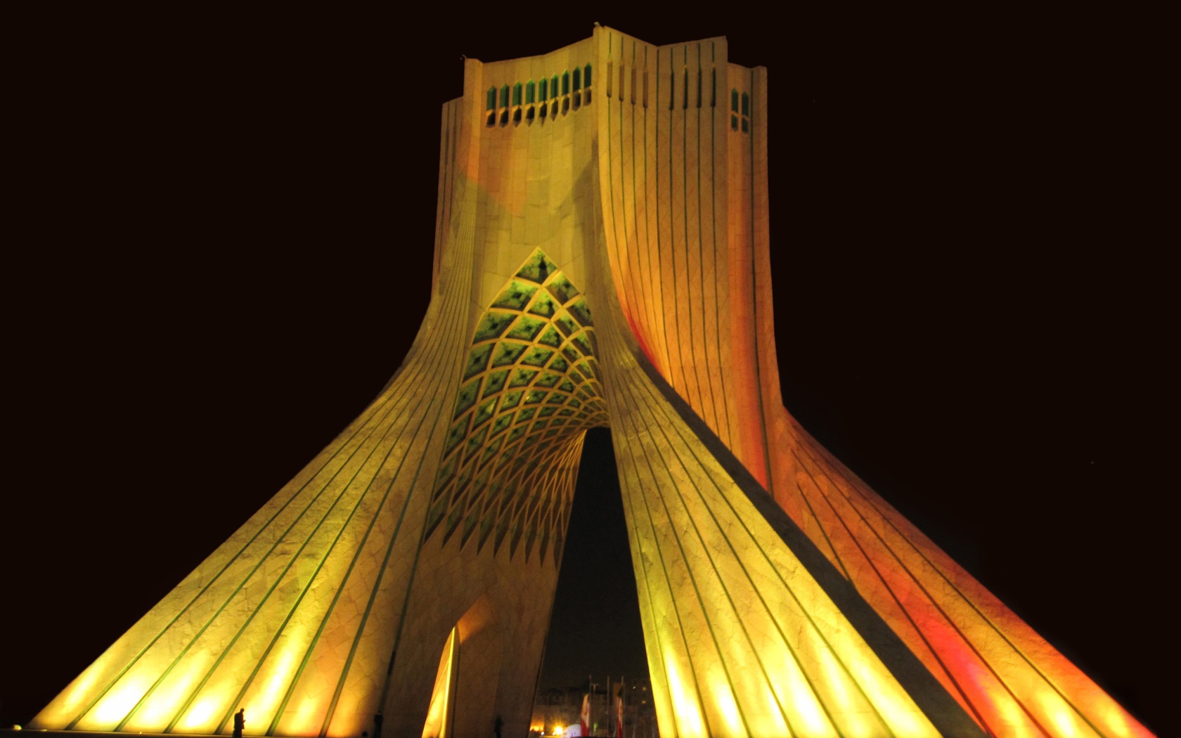 Площадь Азади в Тегеране, Иран