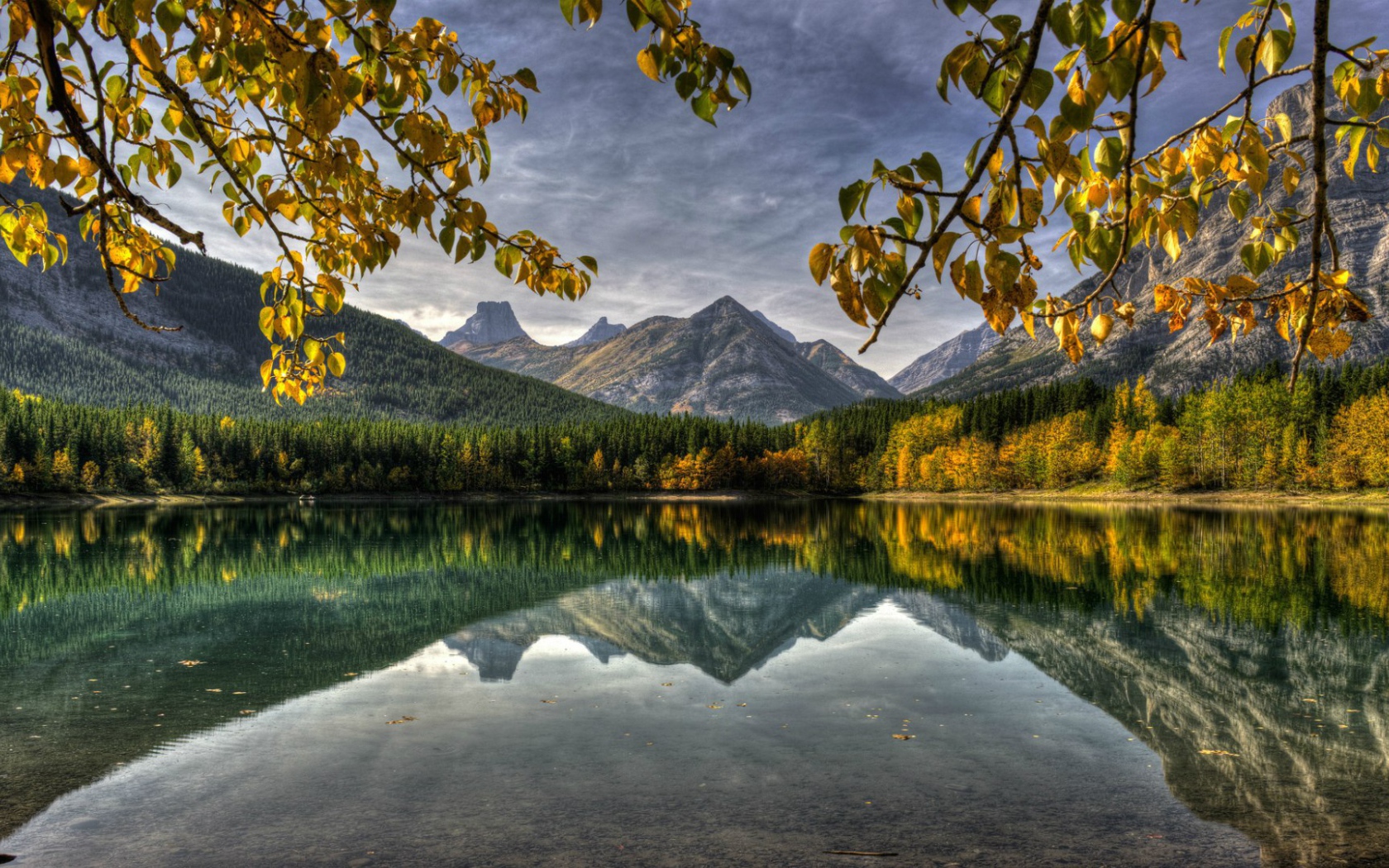 Autumn in the mountains of Canada