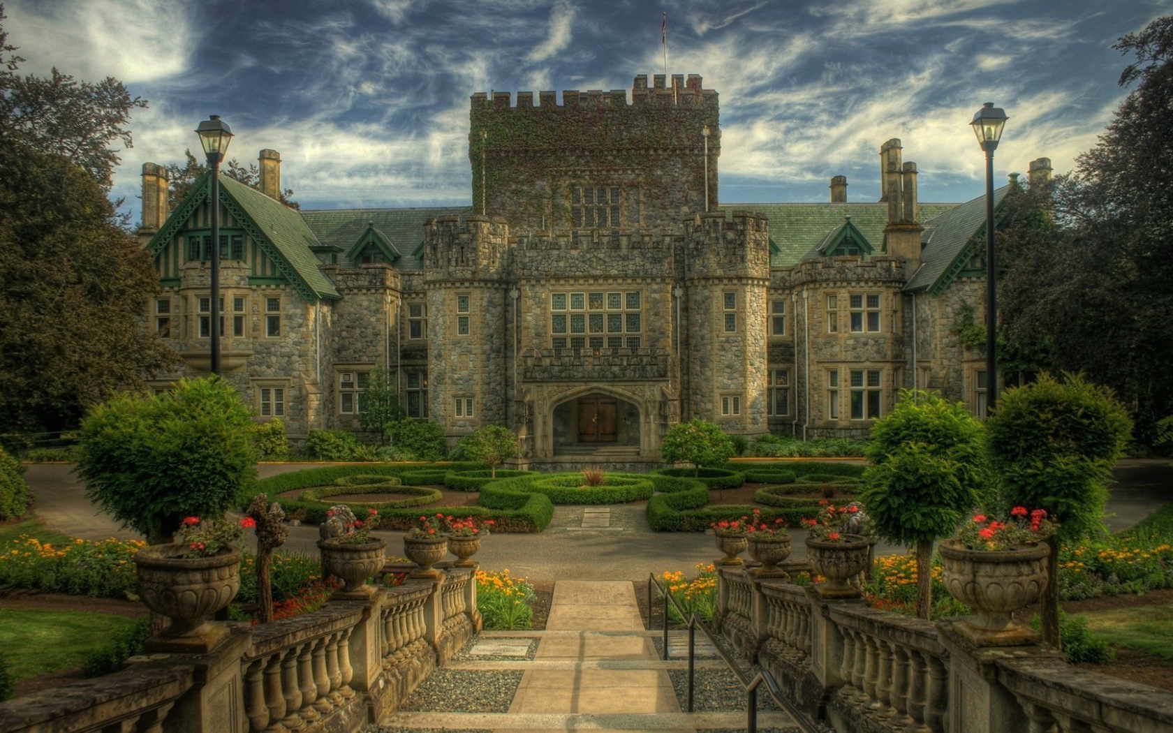 Старинный замок в Канаде