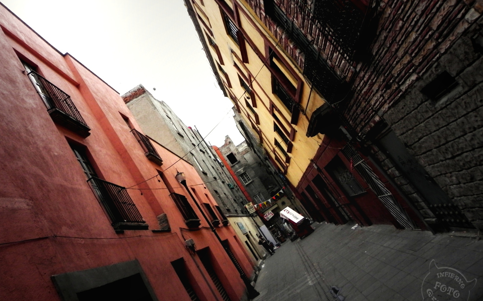 Улица в городе в Мексике