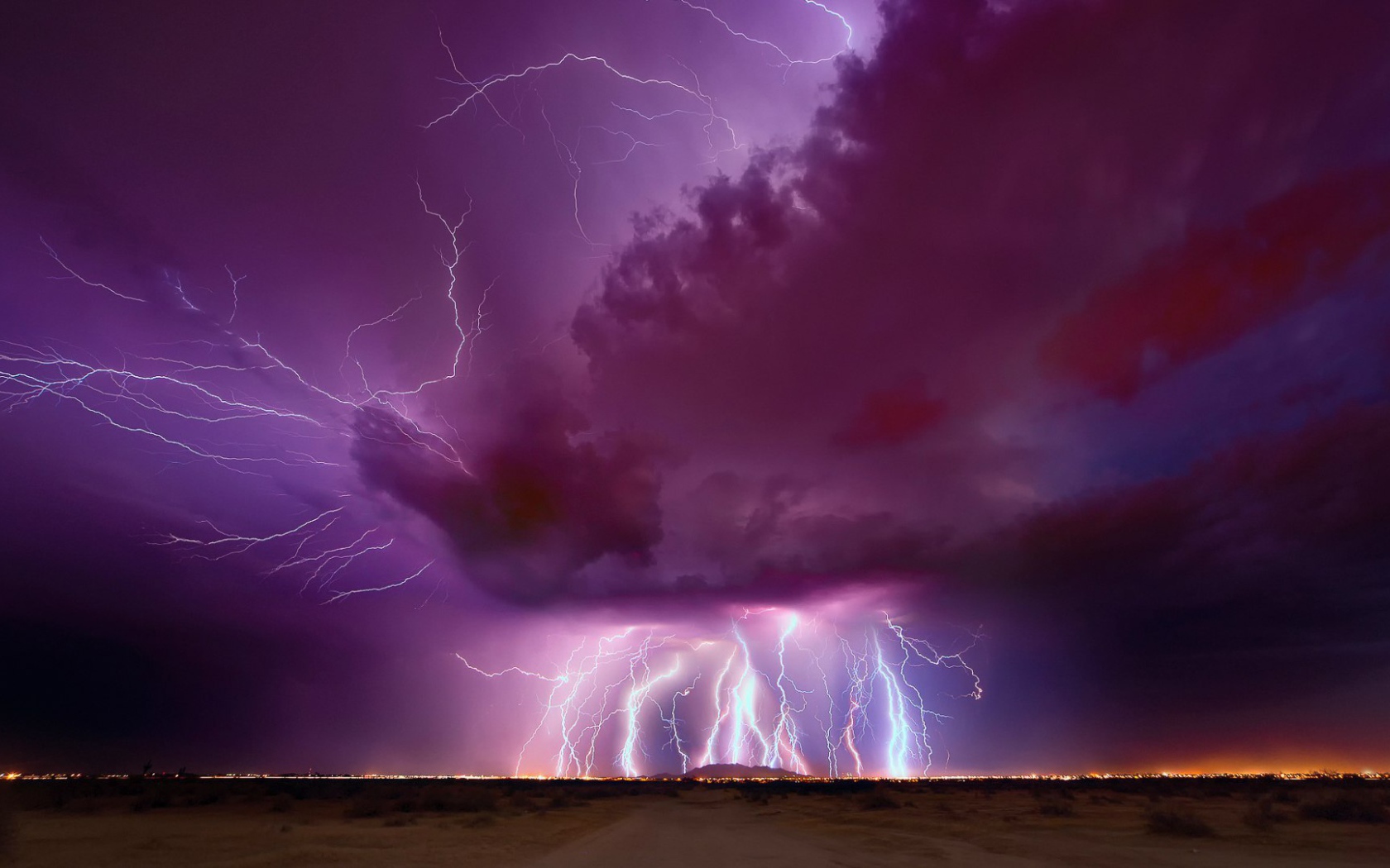 Гроза в Аризоне, США