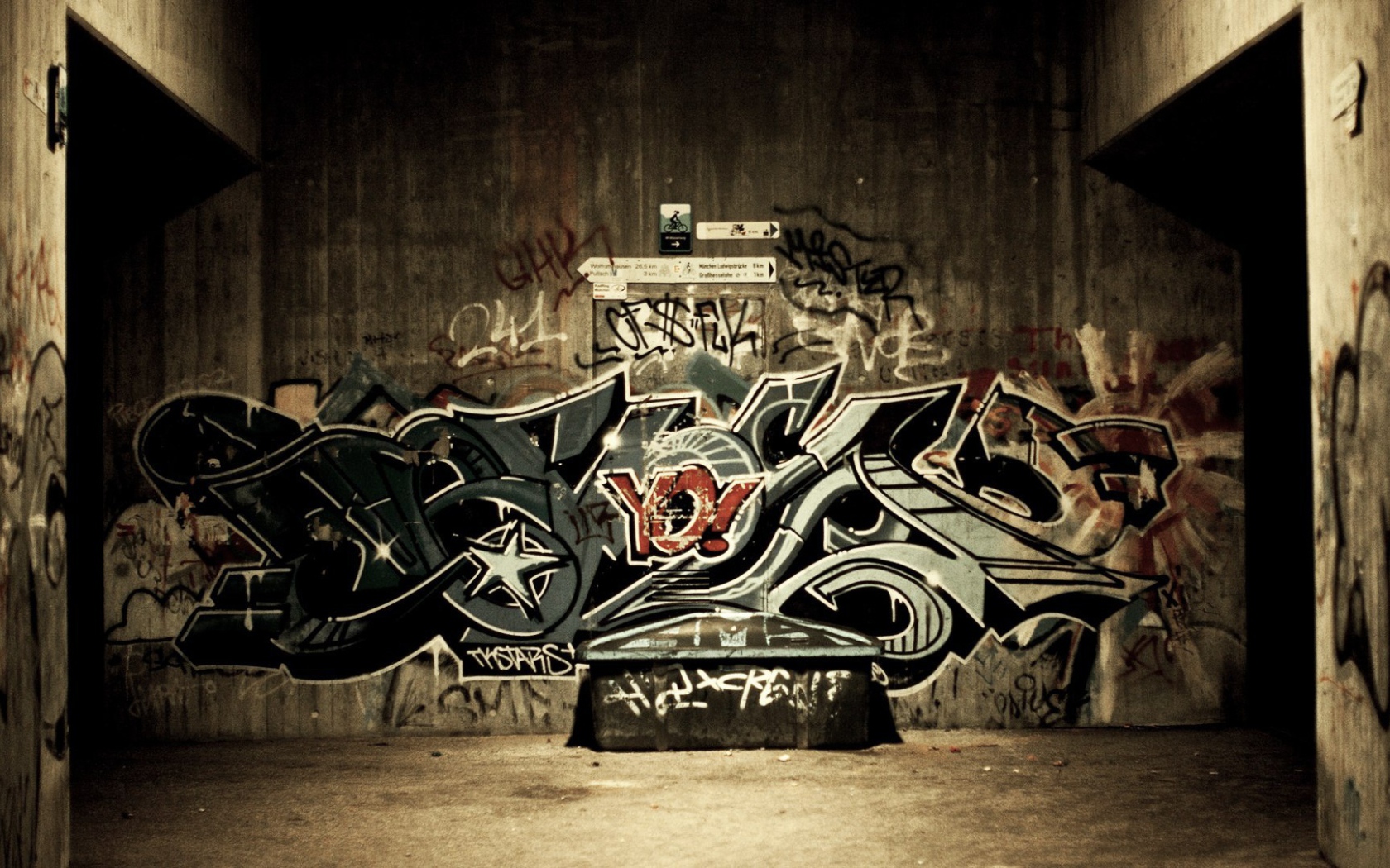 Graffiti in the alley