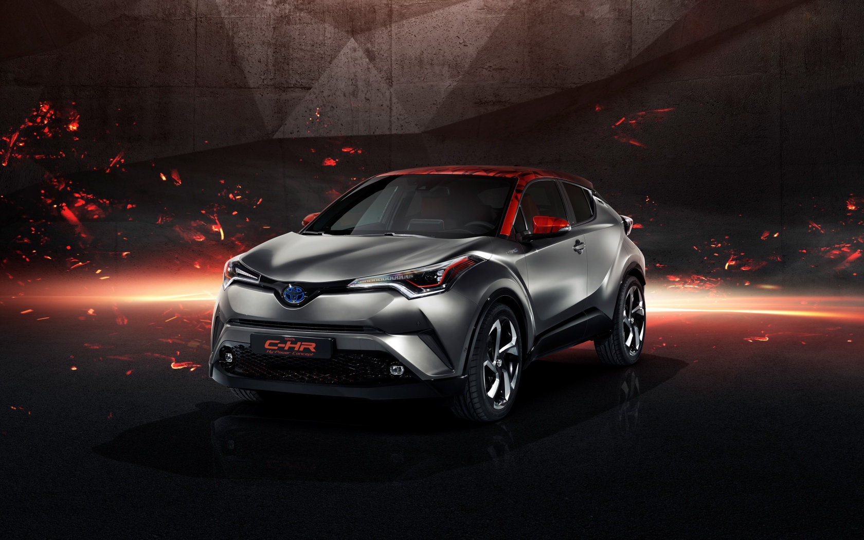 Стильный серебристый автомобиль Toyota C-HR Hy-Power, 2017