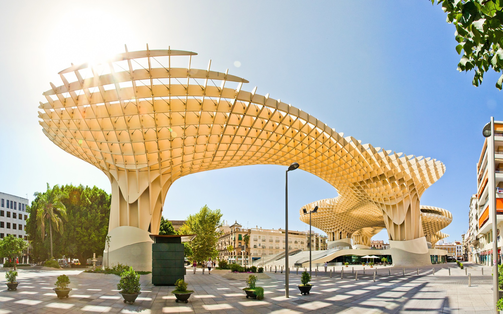 Необычное здание Метрополь Парасоль, Севилья. Испания 