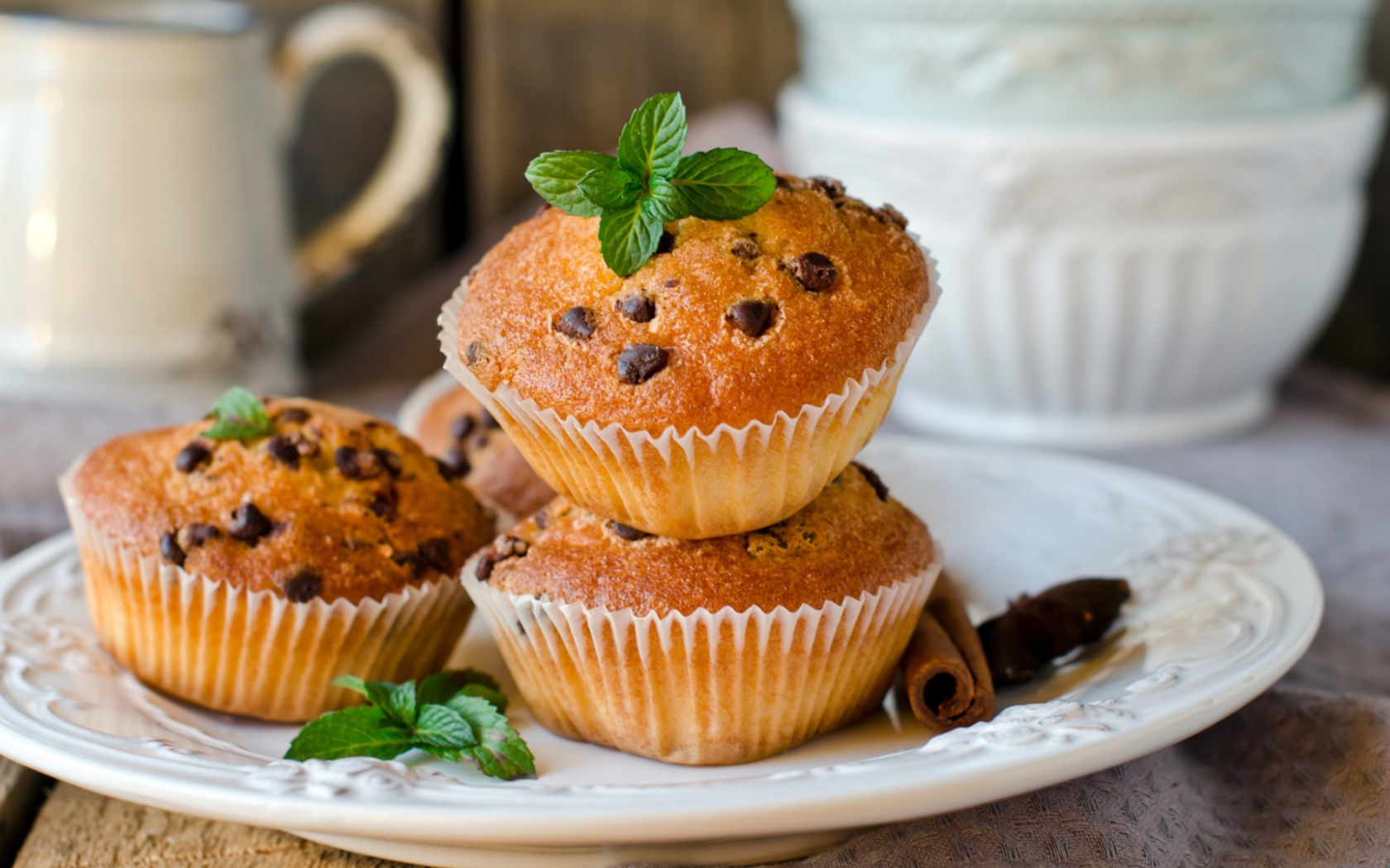 Кексы с шоколадной крошкой и мятой 