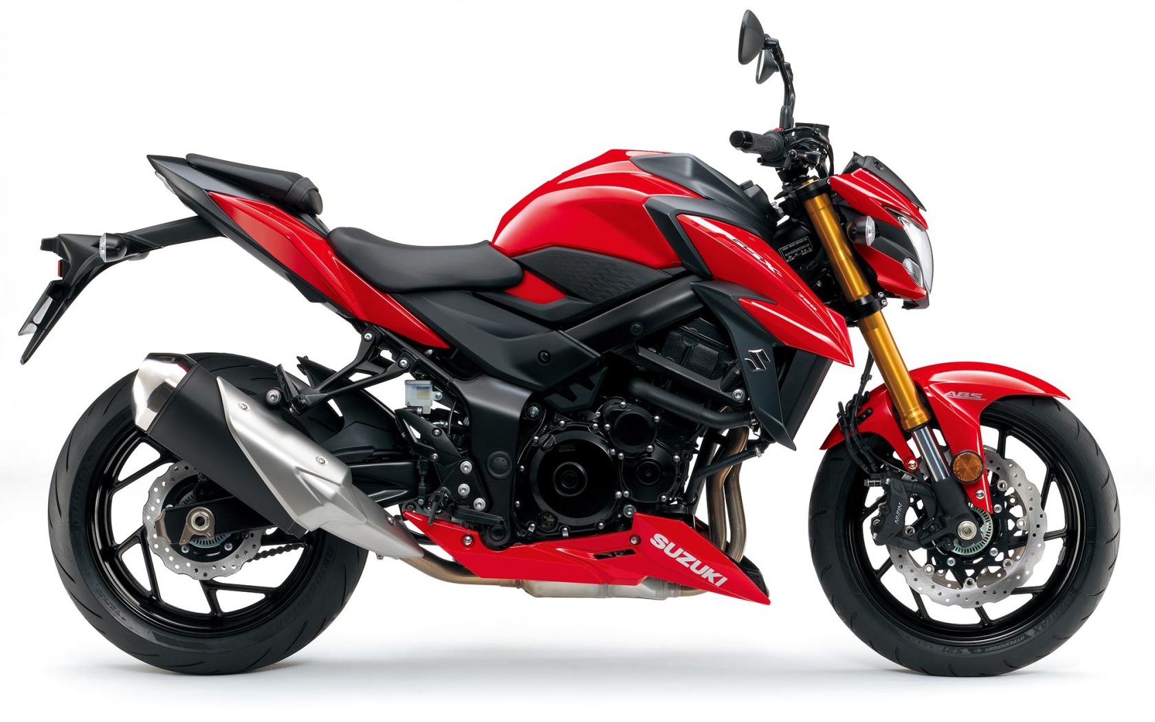 Красный мотоцикл Suzuki GSX-S750