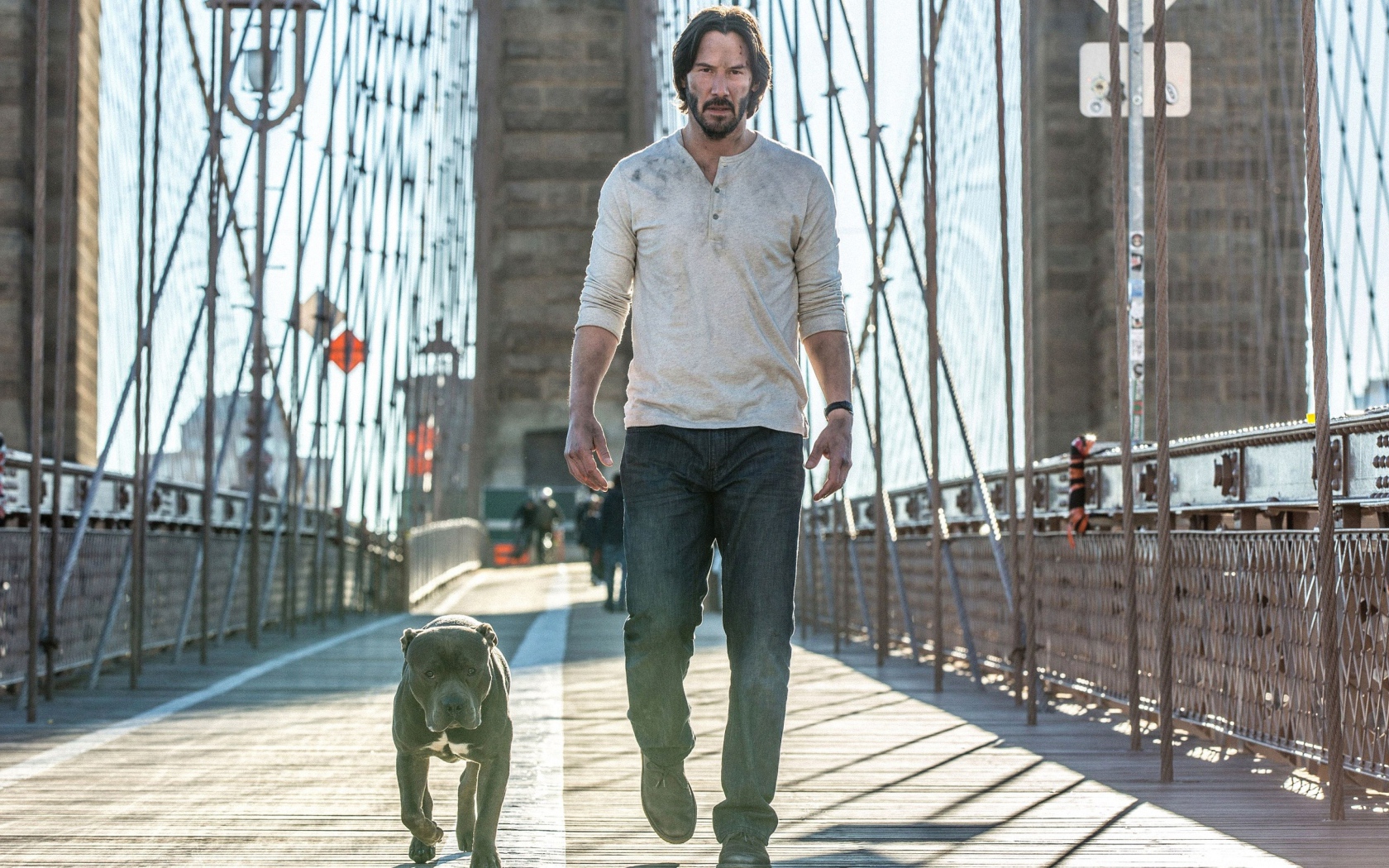 Актер Киану Ривз с собакой фильм Джон Уик 