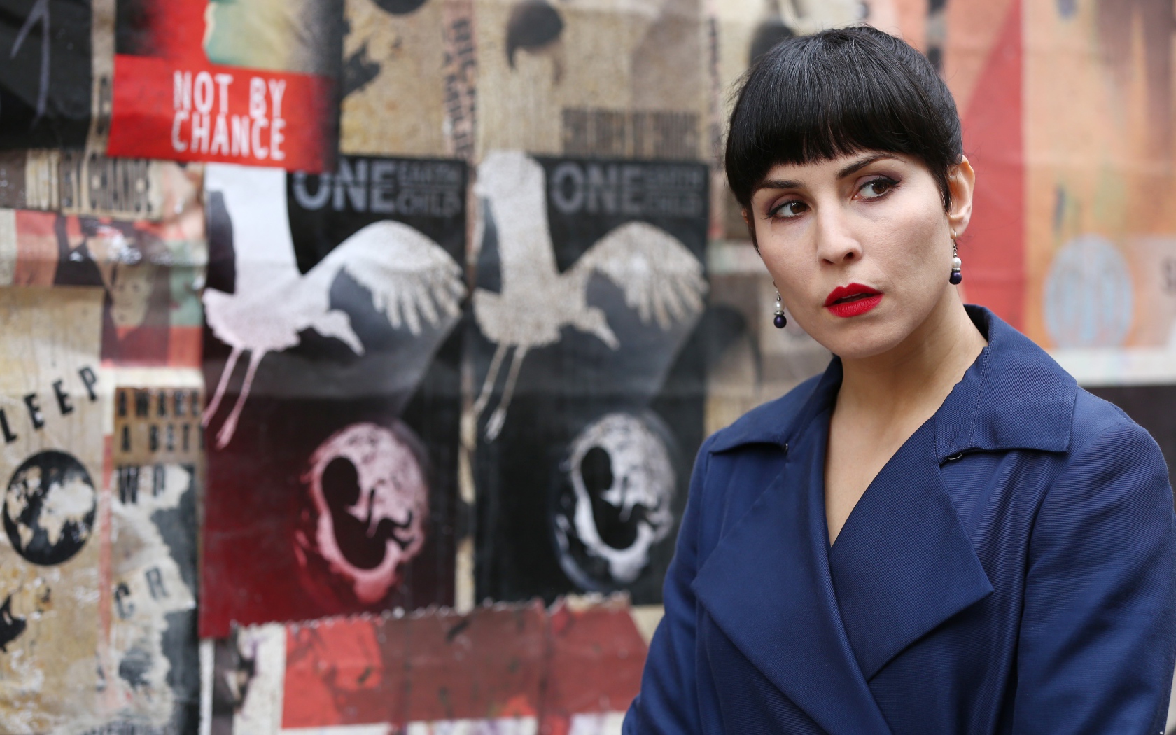 Актриса Нуми Рапас в фильме Тайна 7 сестёр, 2017