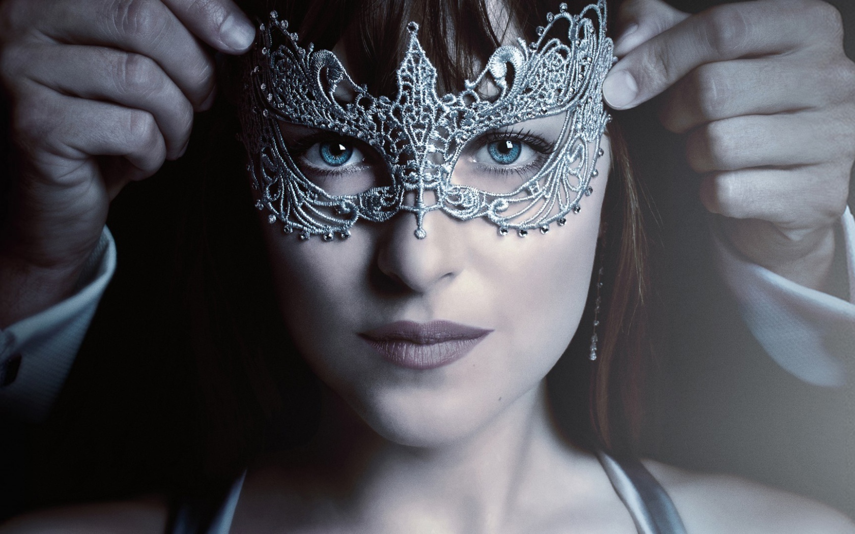 Дакота Джонсон в фильме На пятьдесят оттенков темнее 2017 