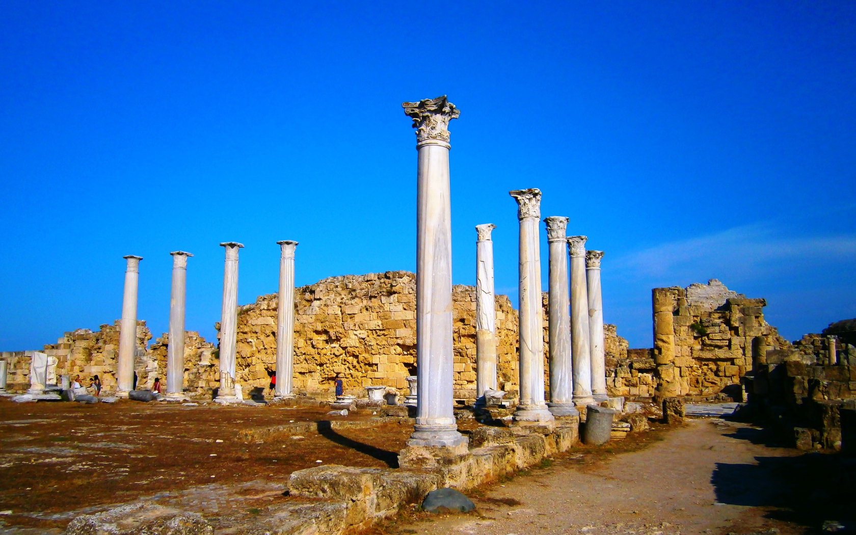 Развалины древнего города Саламис, Северный  Кипр 