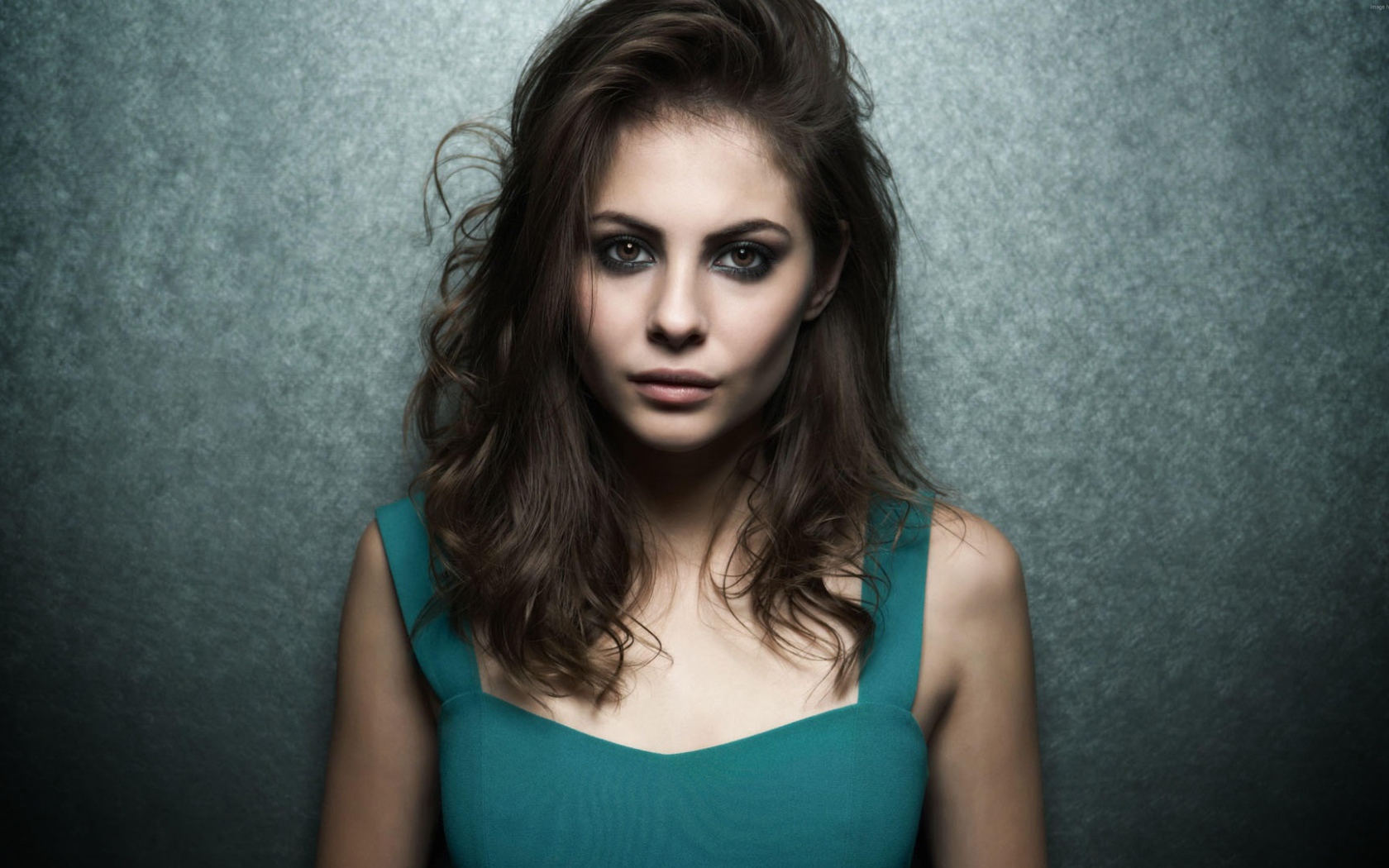 Американская актриса,  модель  Вилла Голланд